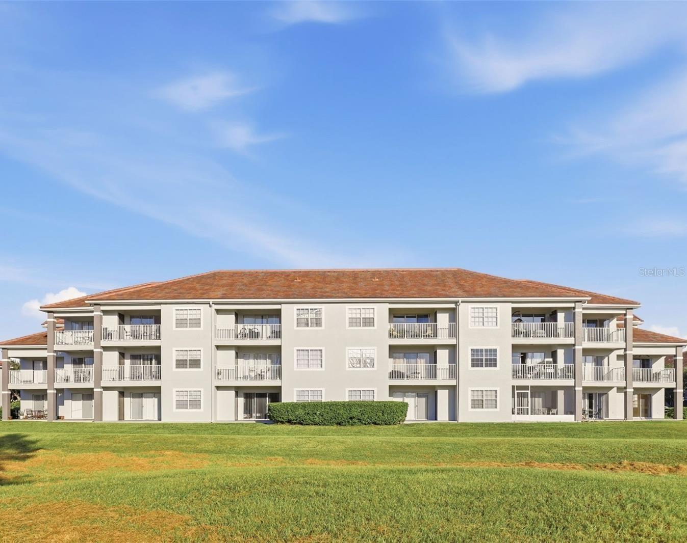 Image 18 of 23 For 13803 Fairway Island Drive 1618