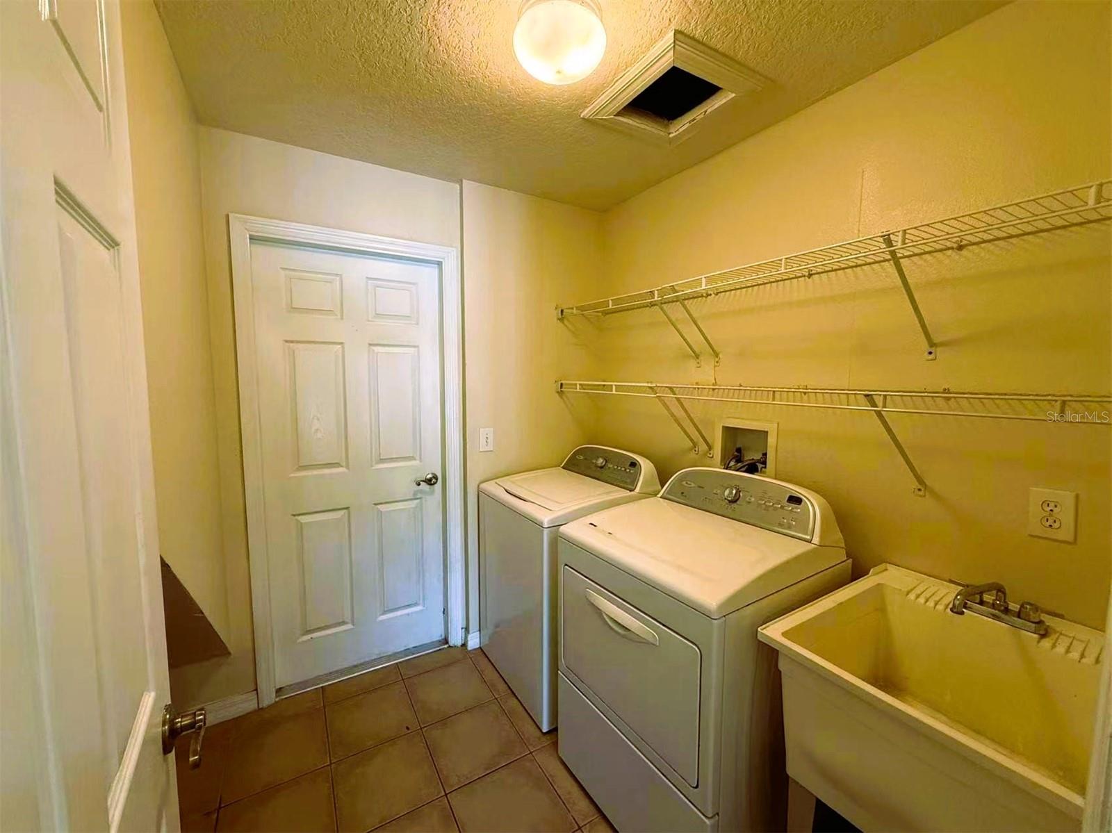 Image 11 of 32 For 14139 Sapphire Bay Circle