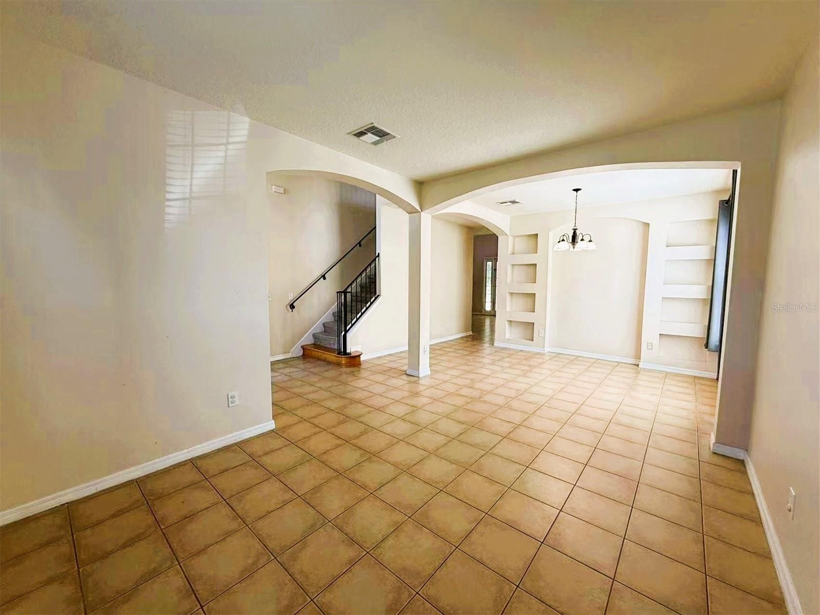 Image 4 of 32 For 14139 Sapphire Bay Circle