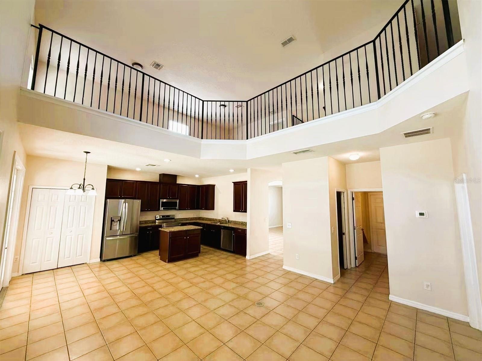 Image 6 of 32 For 14139 Sapphire Bay Circle