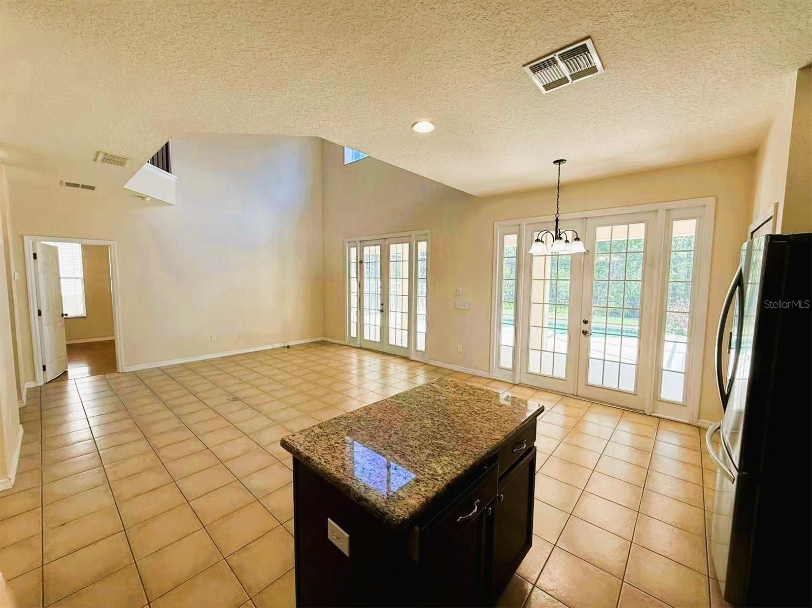 Image 8 of 32 For 14139 Sapphire Bay Circle