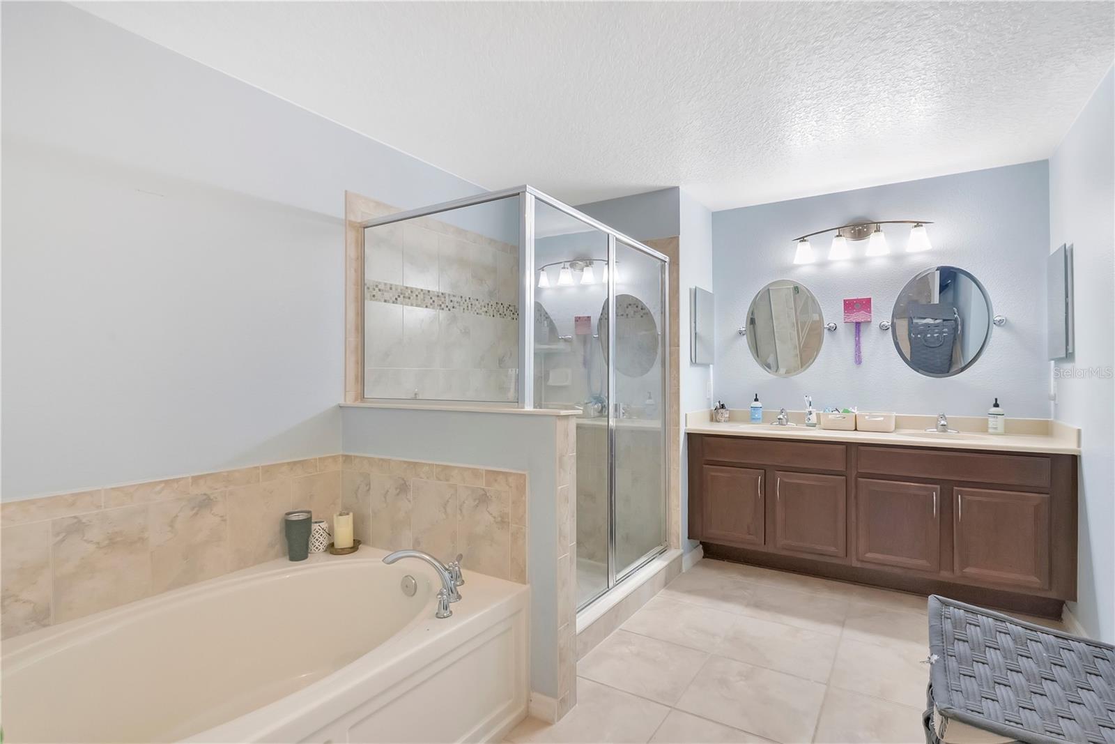 Image 15 of 34 For 21714 Belgian Court