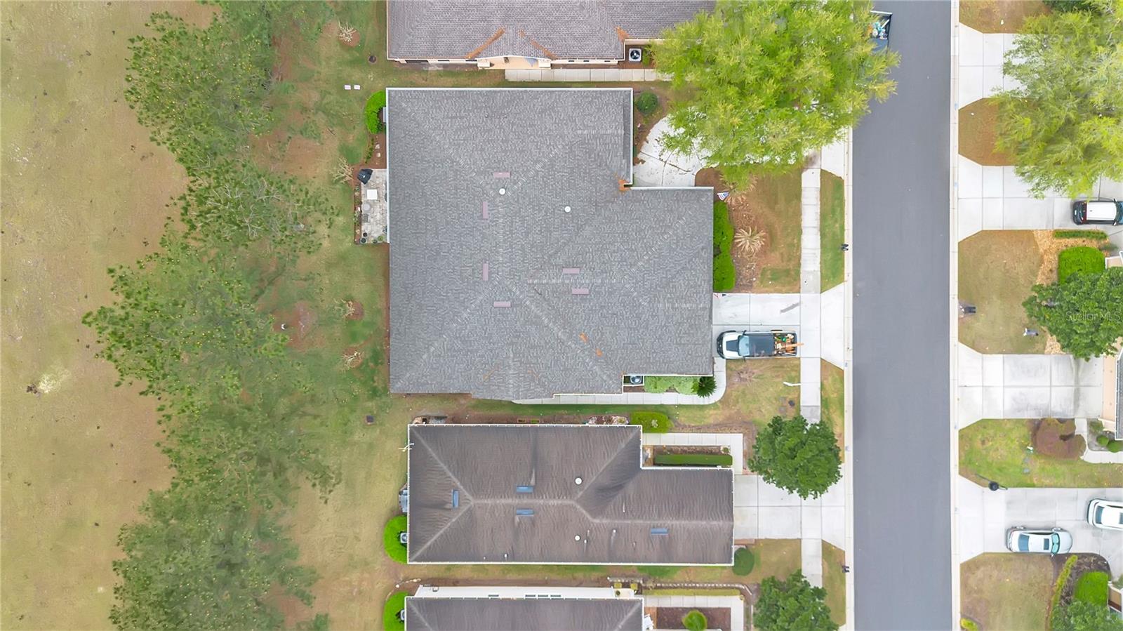 Image 28 of 34 For 21714 Belgian Court