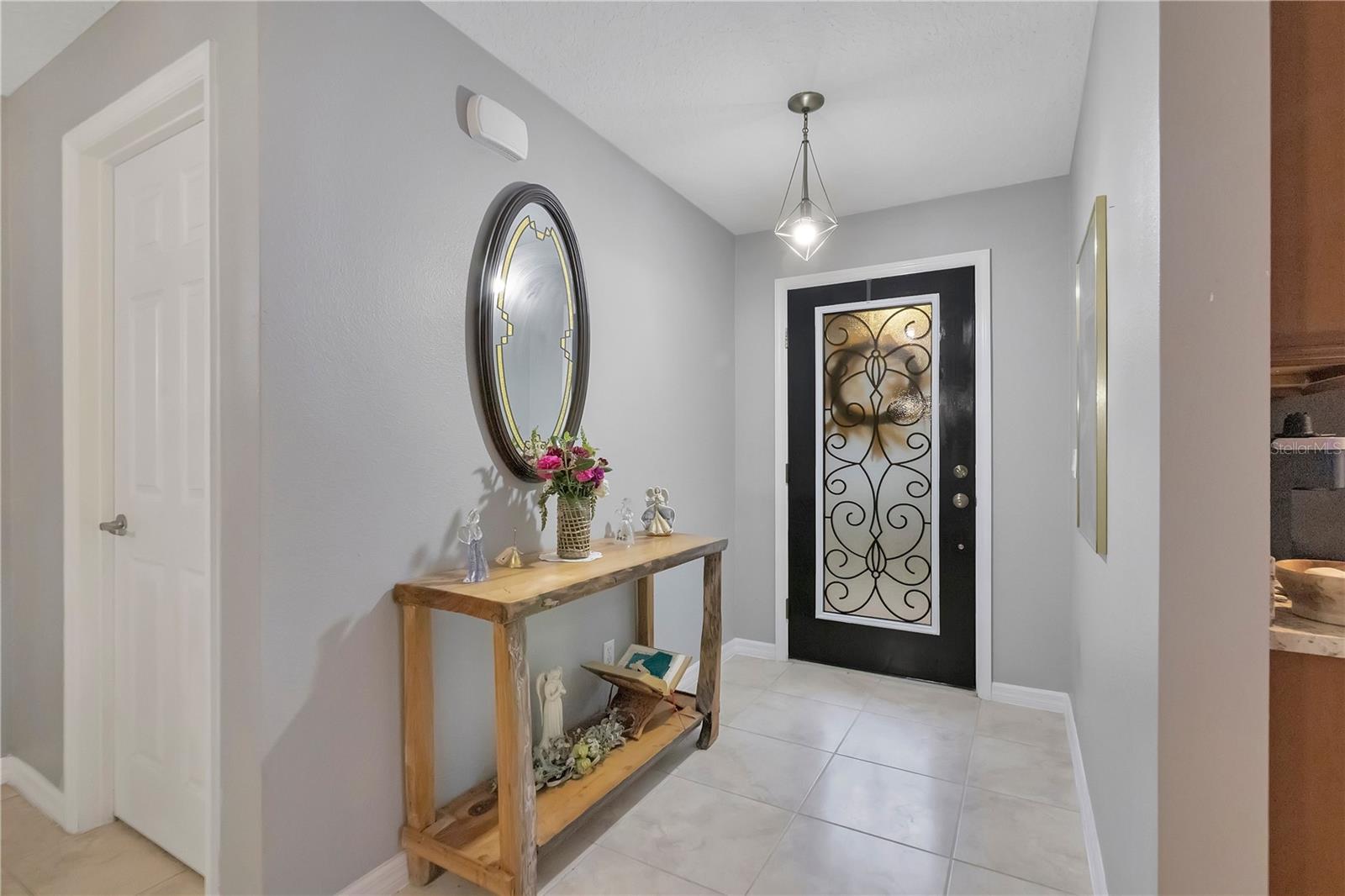 Image 5 of 34 For 21714 Belgian Court