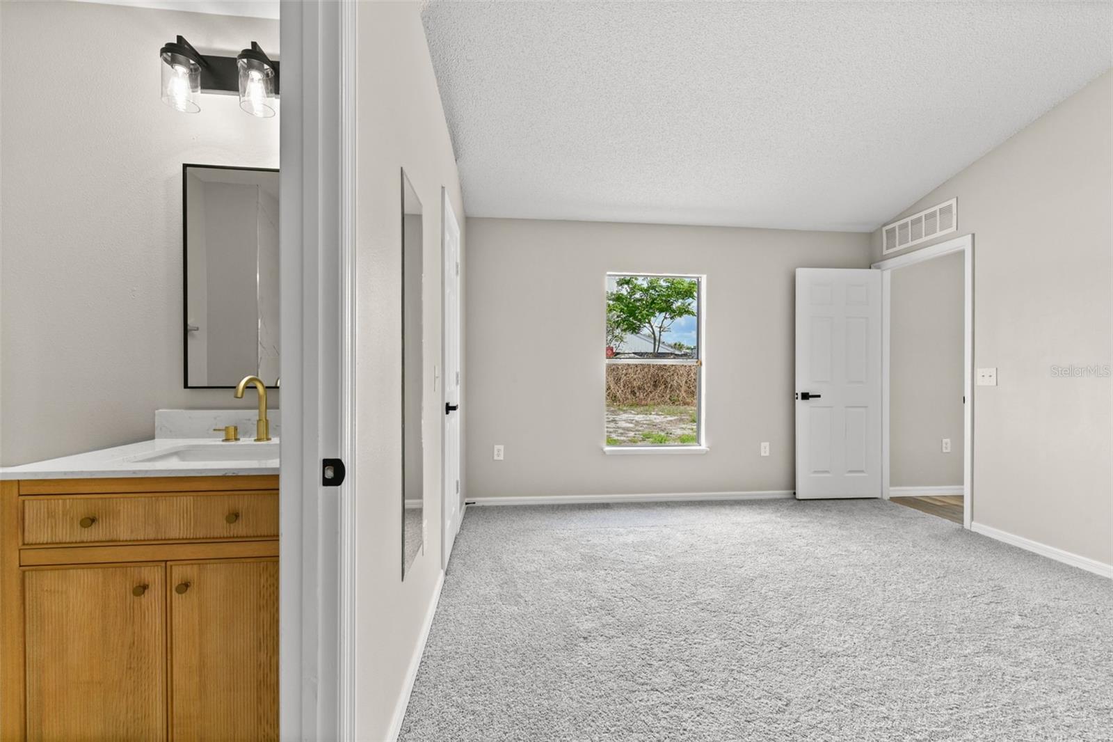 Image 26 of 47 For 3904 Warbler Drive