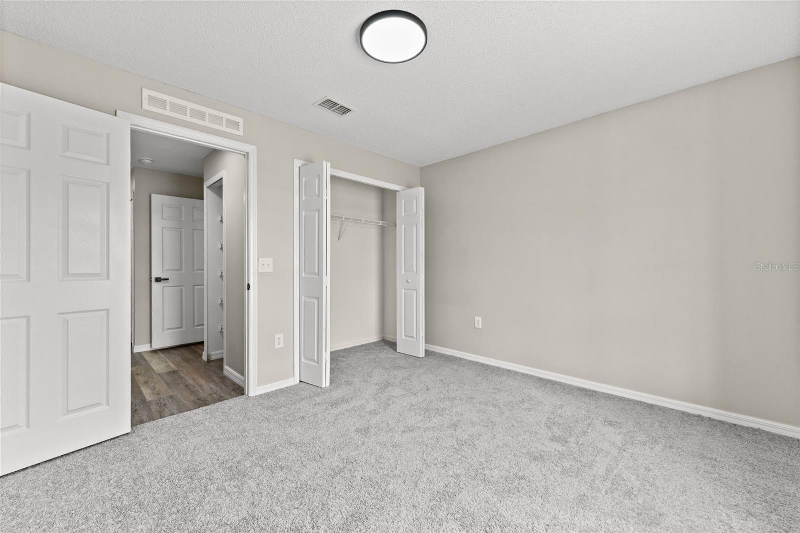 Image 37 of 47 For 3904 Warbler Drive