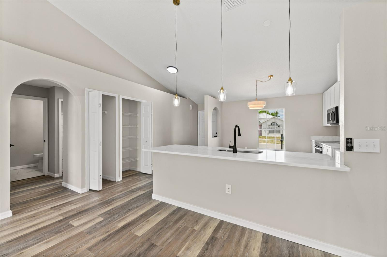 Image 9 of 47 For 3904 Warbler Drive