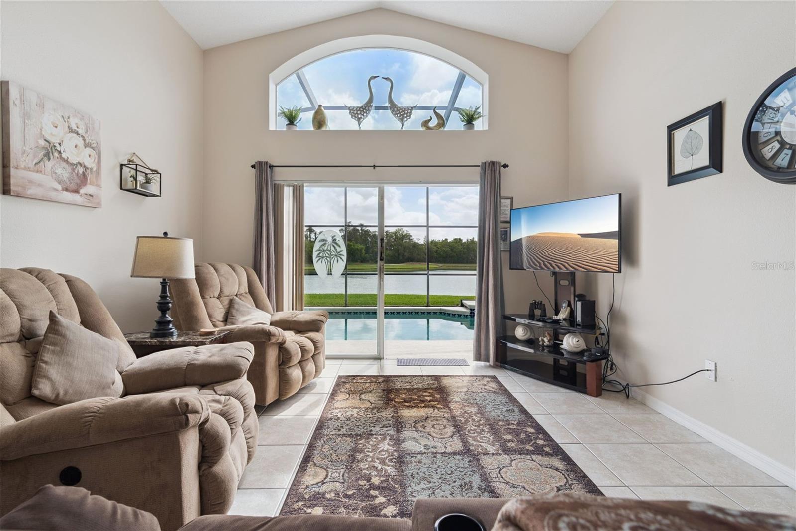 Image 4 of 55 For 967 Lake Berkley Drive