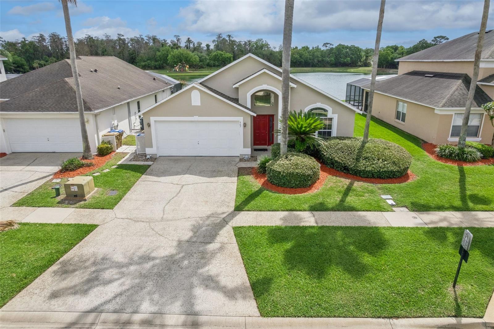 Image 43 of 55 For 967 Lake Berkley Drive