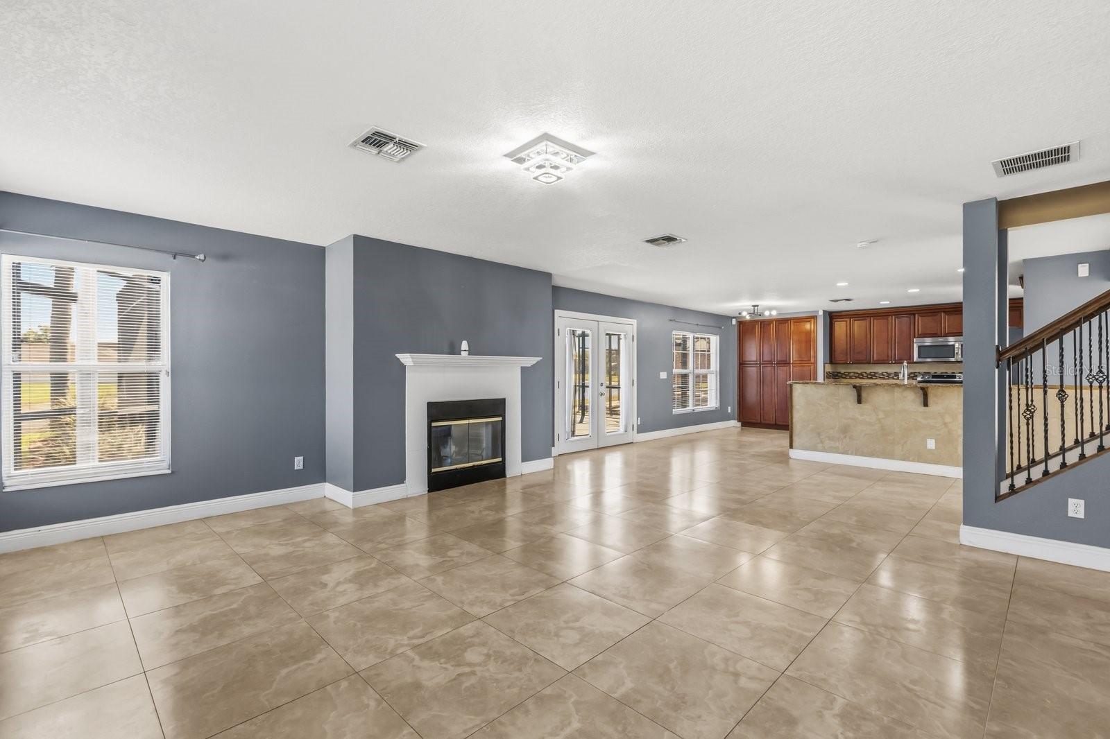 Image 11 of 46 For 1431 Clarks Summit Court