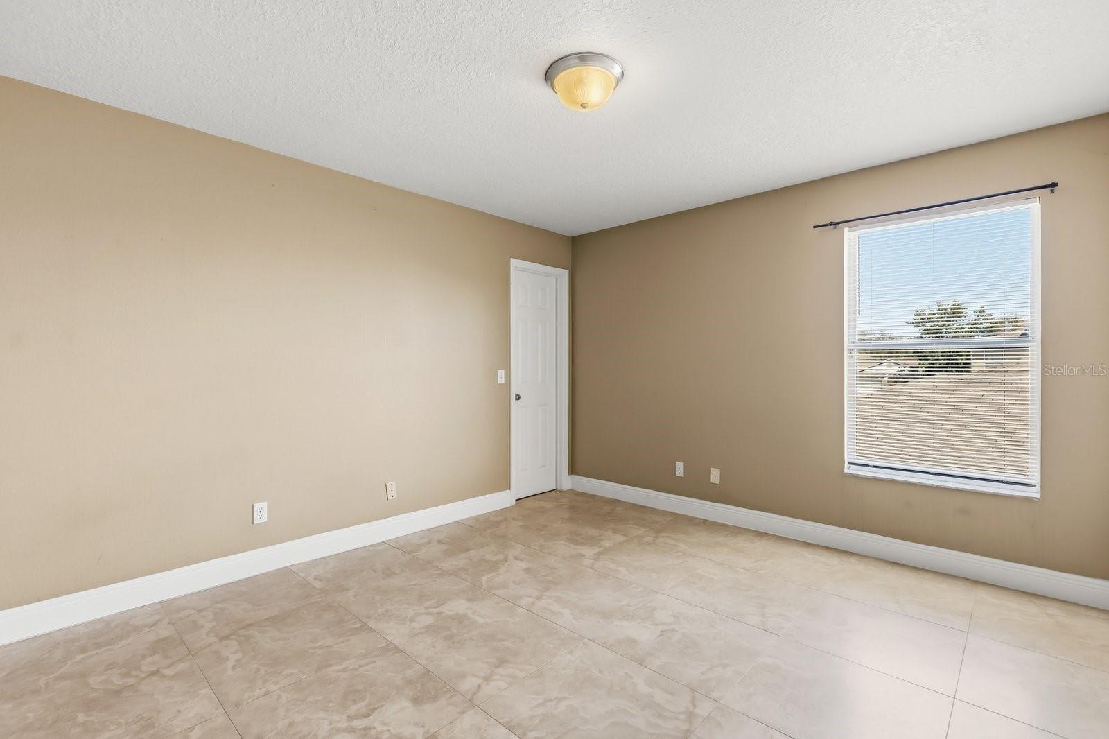 Image 20 of 46 For 1431 Clarks Summit Court