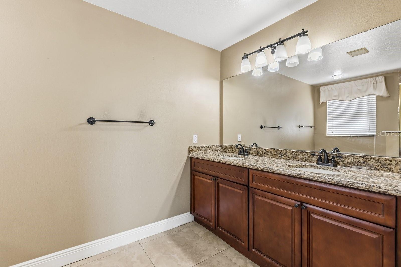 Image 31 of 46 For 1431 Clarks Summit Court