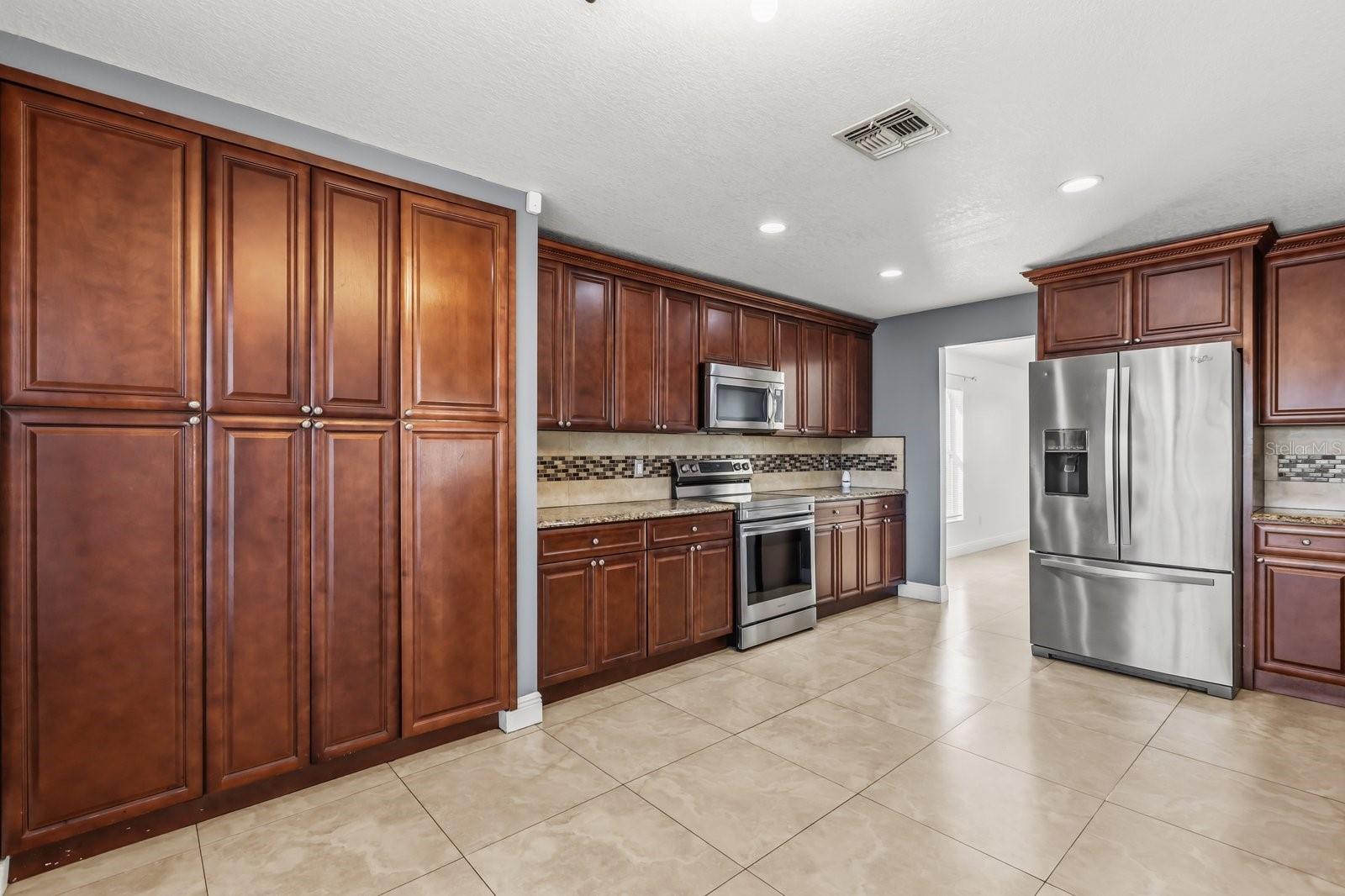 Image 8 of 46 For 1431 Clarks Summit Court