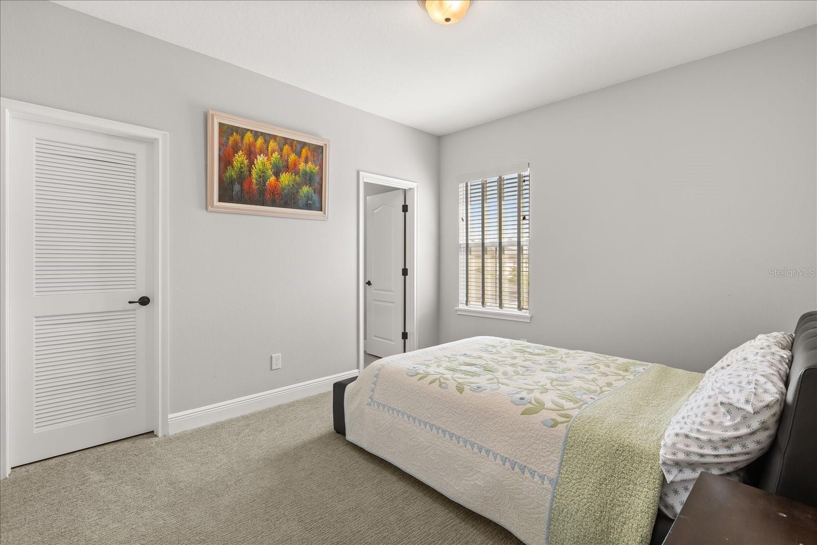 Image 28 of 52 For 8673 Reymont Street