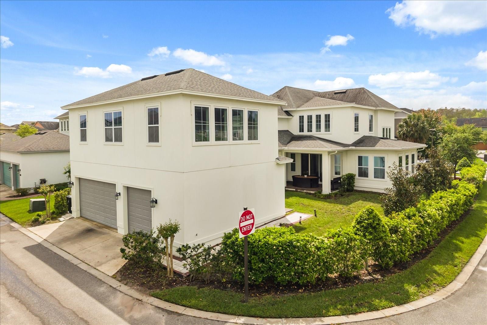 Image 34 of 52 For 8673 Reymont Street