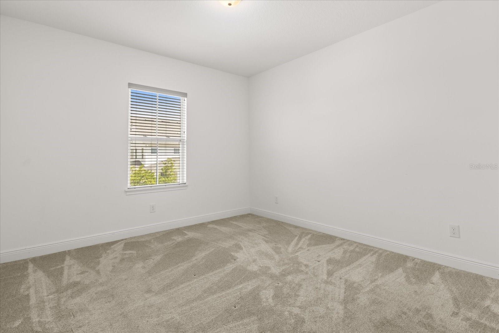 Image 42 of 52 For 8673 Reymont Street