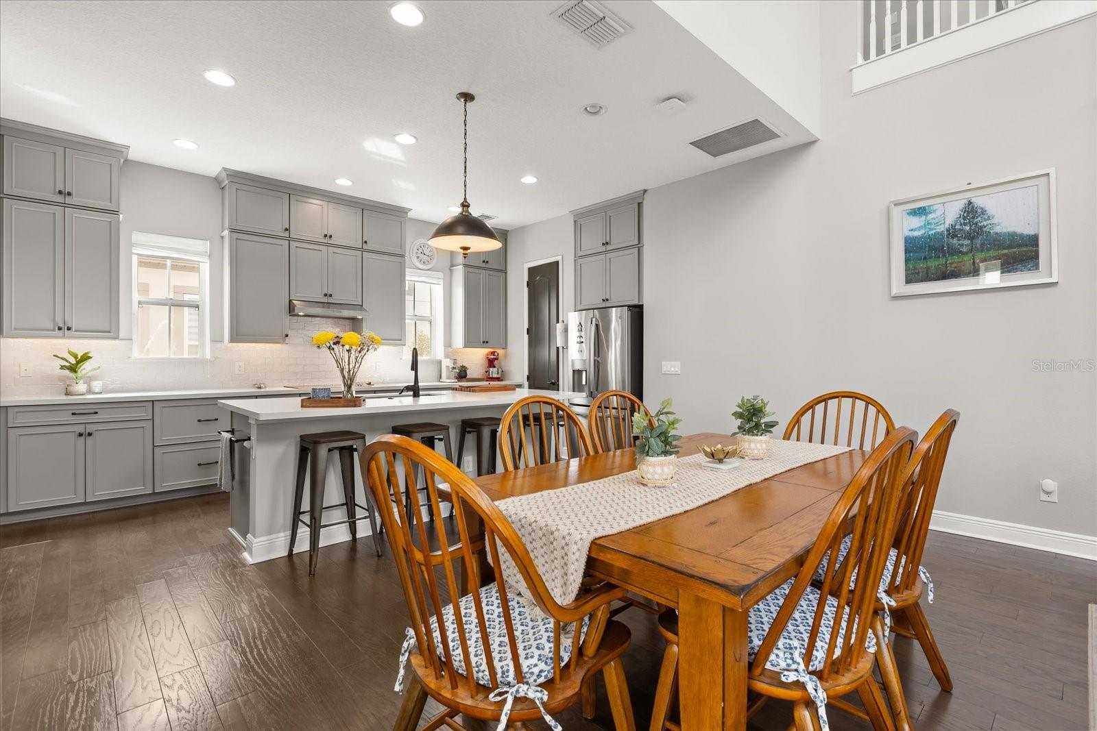 Image 7 of 52 For 8673 Reymont Street