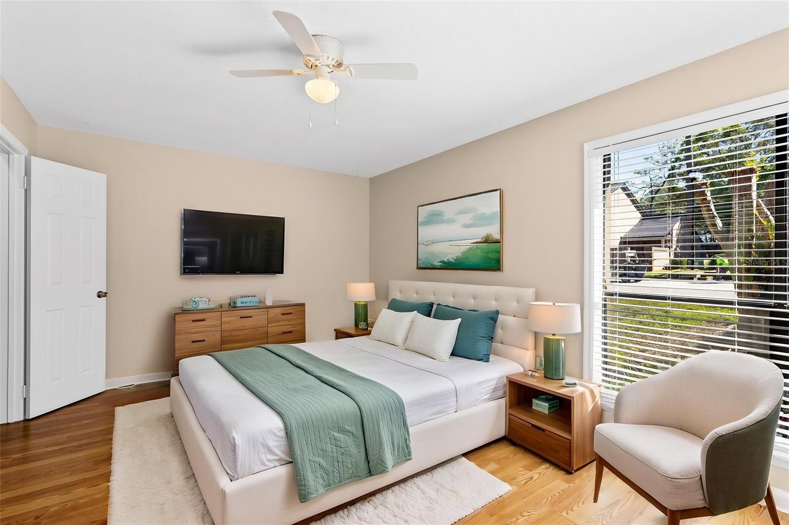 Image 13 of 37 For 940 Douglas Ave  # 201