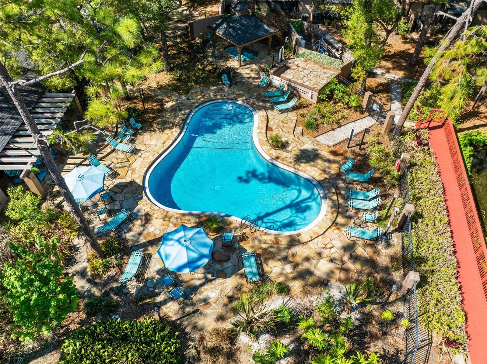 Image 32 of 37 For 940 Douglas Ave  # 201