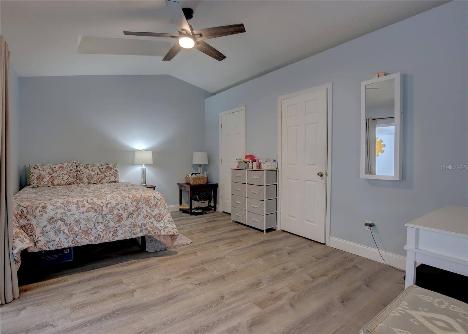 Image 18 of 41 For 1240 15th Street