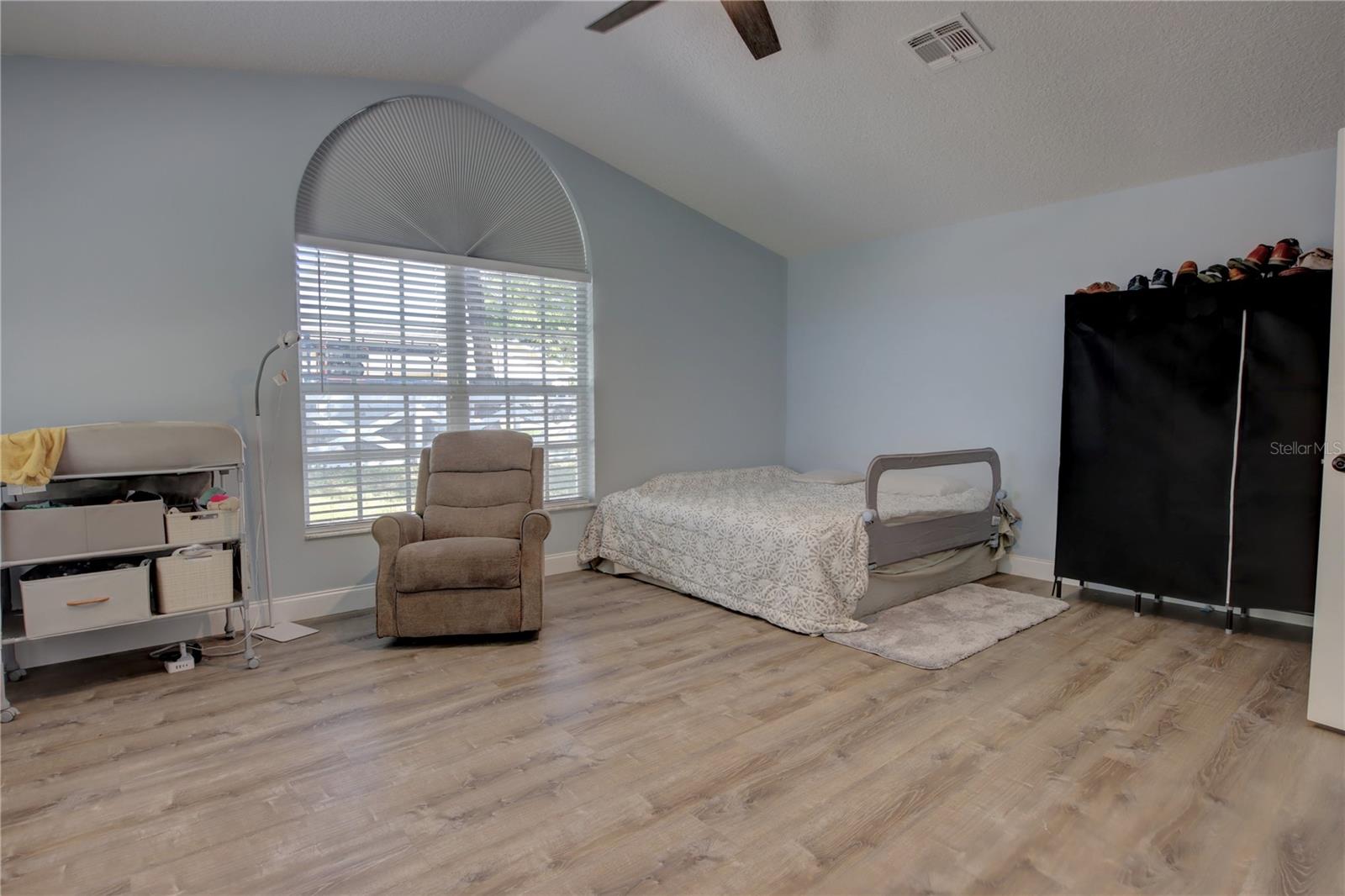 Image 23 of 41 For 1240 15th Street