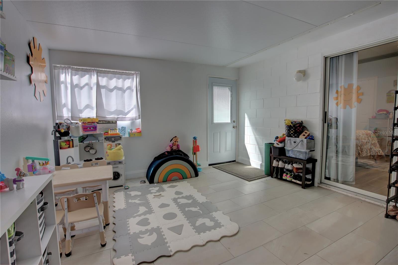 Image 26 of 41 For 1240 15th Street