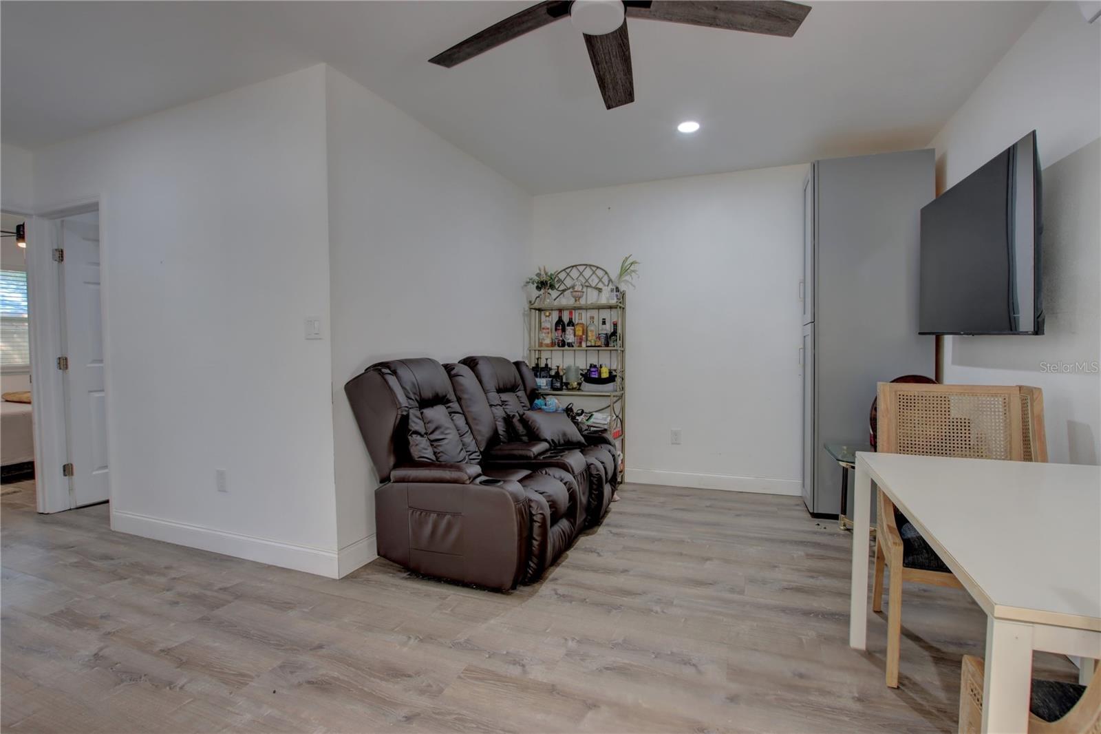 Image 29 of 41 For 1240 15th Street