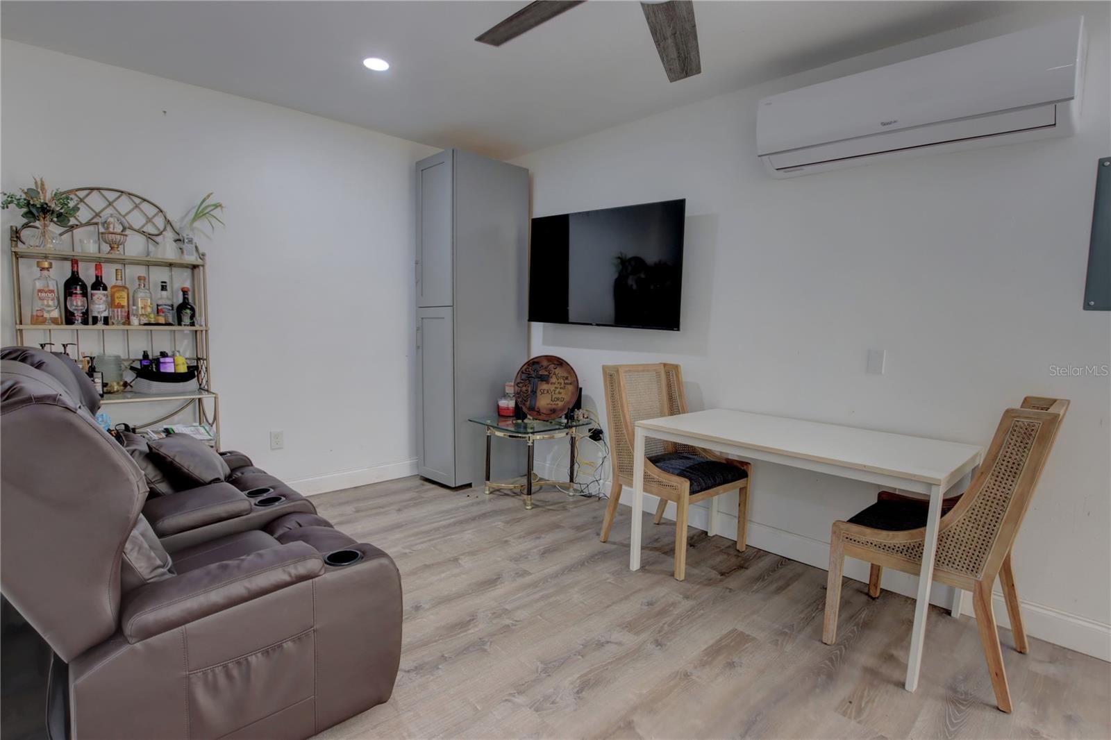 Image 31 of 41 For 1240 15th Street