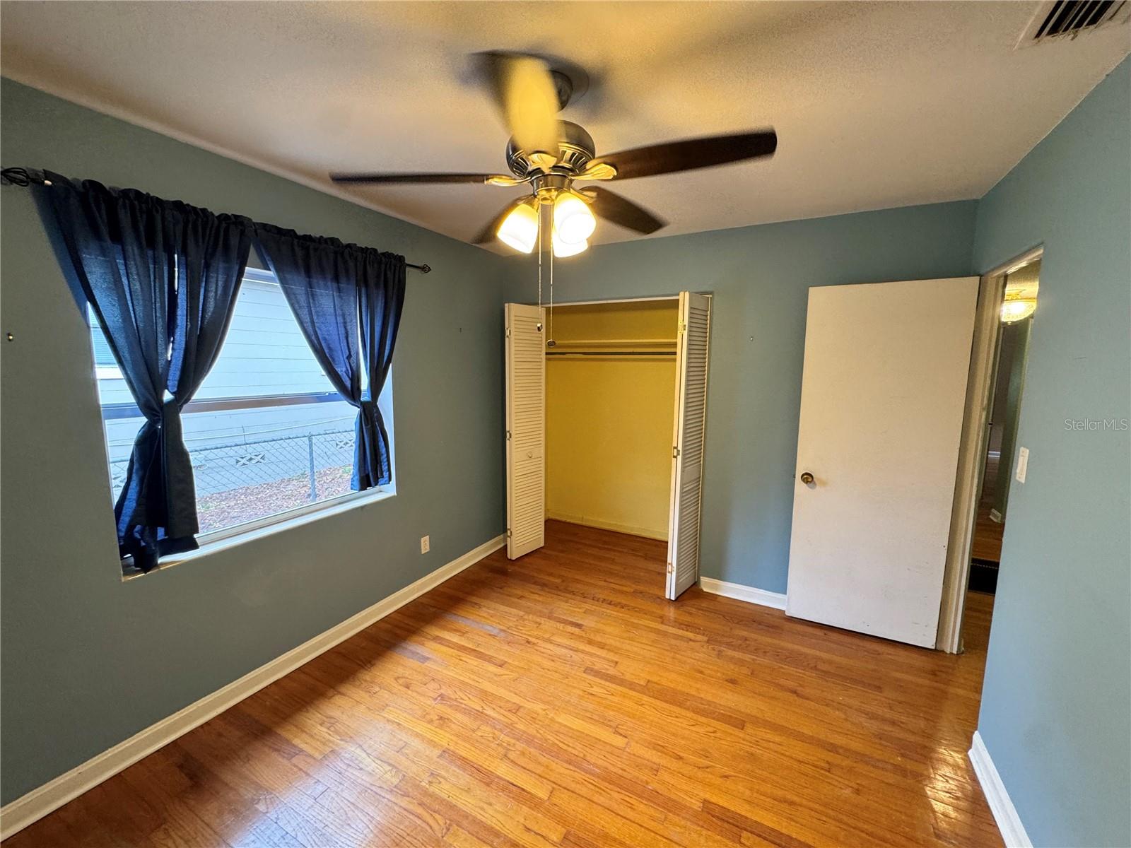 Image 20 of 30 For 2506 Delaney Avenue