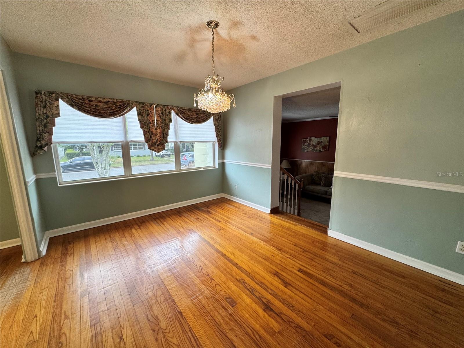 Image 9 of 30 For 2506 Delaney Avenue