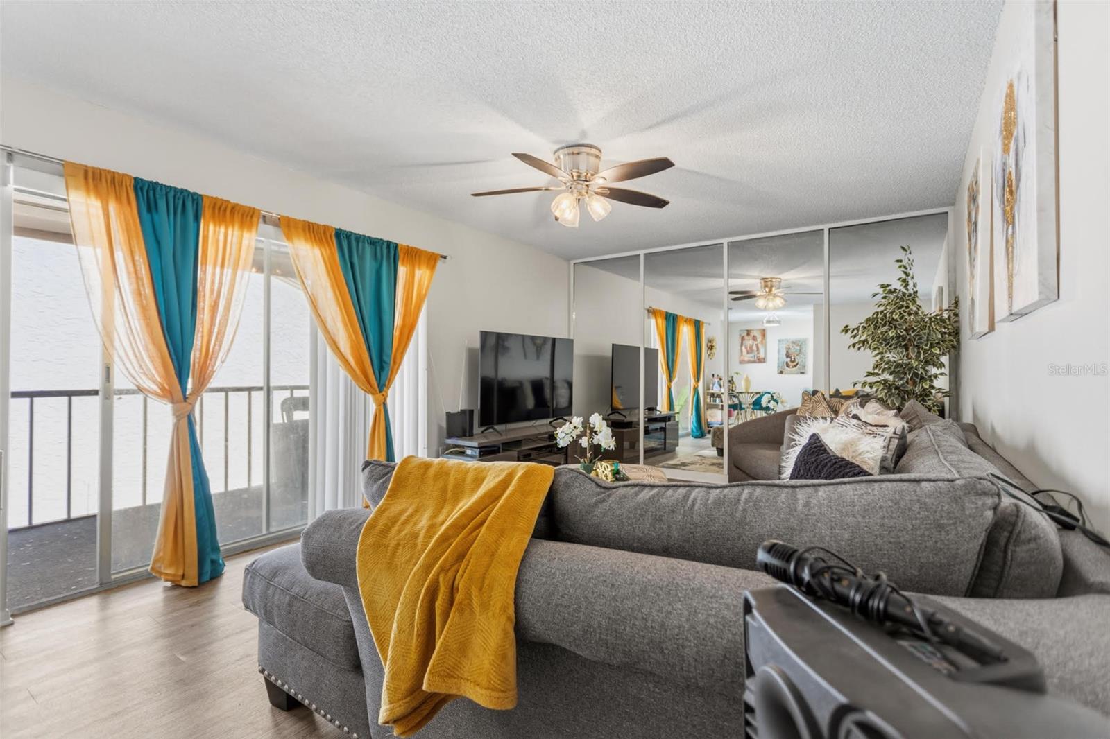 Image 3 of 14 For 7506 Presley Place 113