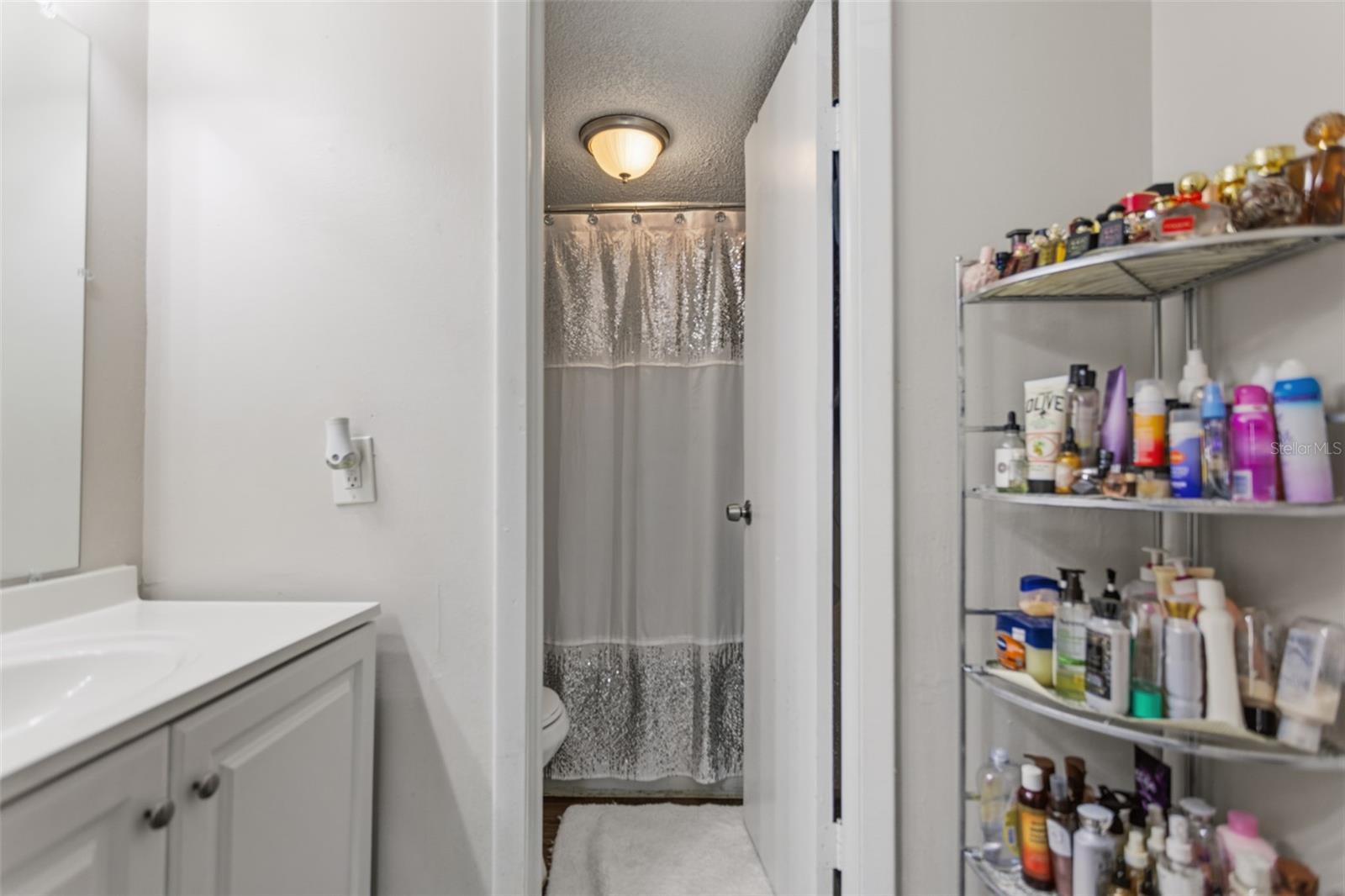 Image 9 of 14 For 7506 Presley Place 113