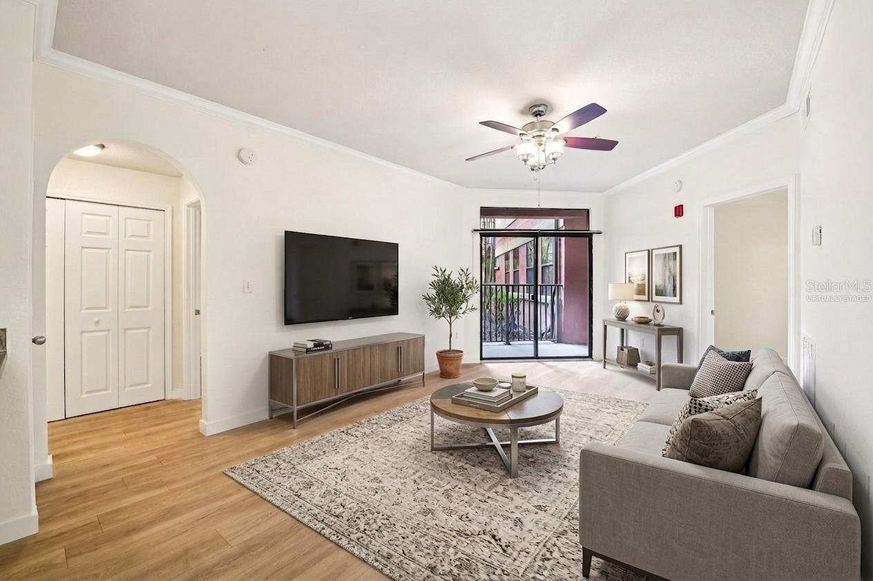 Image 12 of 46 For 911 Orange Avenue 101