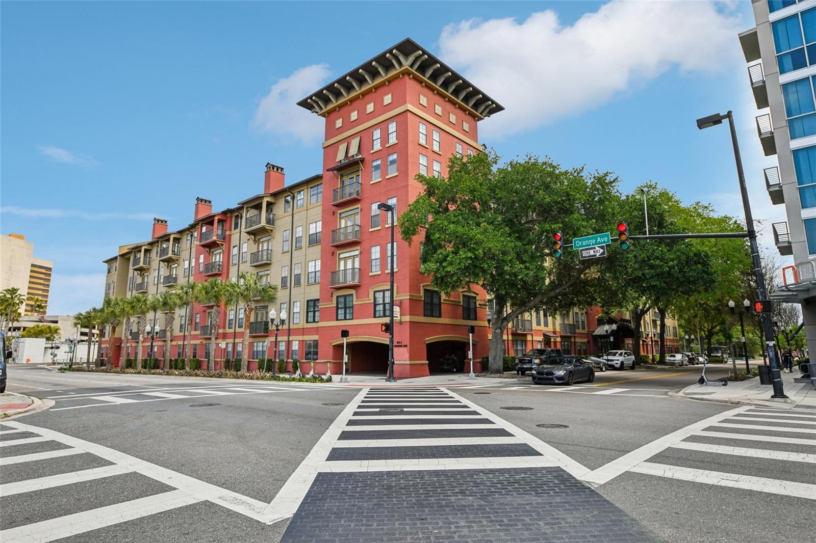 Image 2 of 46 For 911 Orange Avenue 101