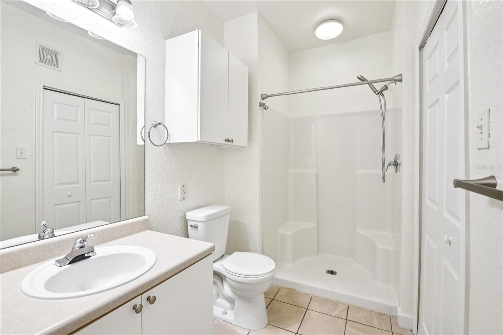 Image 21 of 46 For 911 Orange Avenue 101