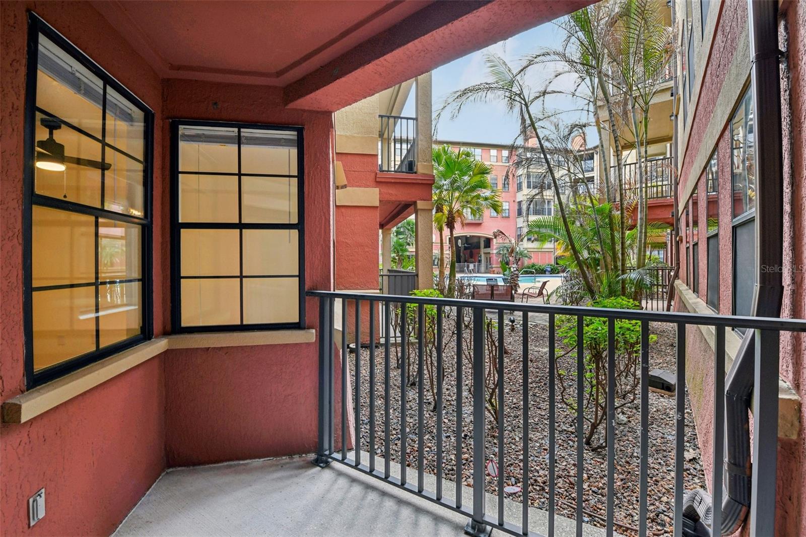 Image 29 of 46 For 911 Orange Avenue 101