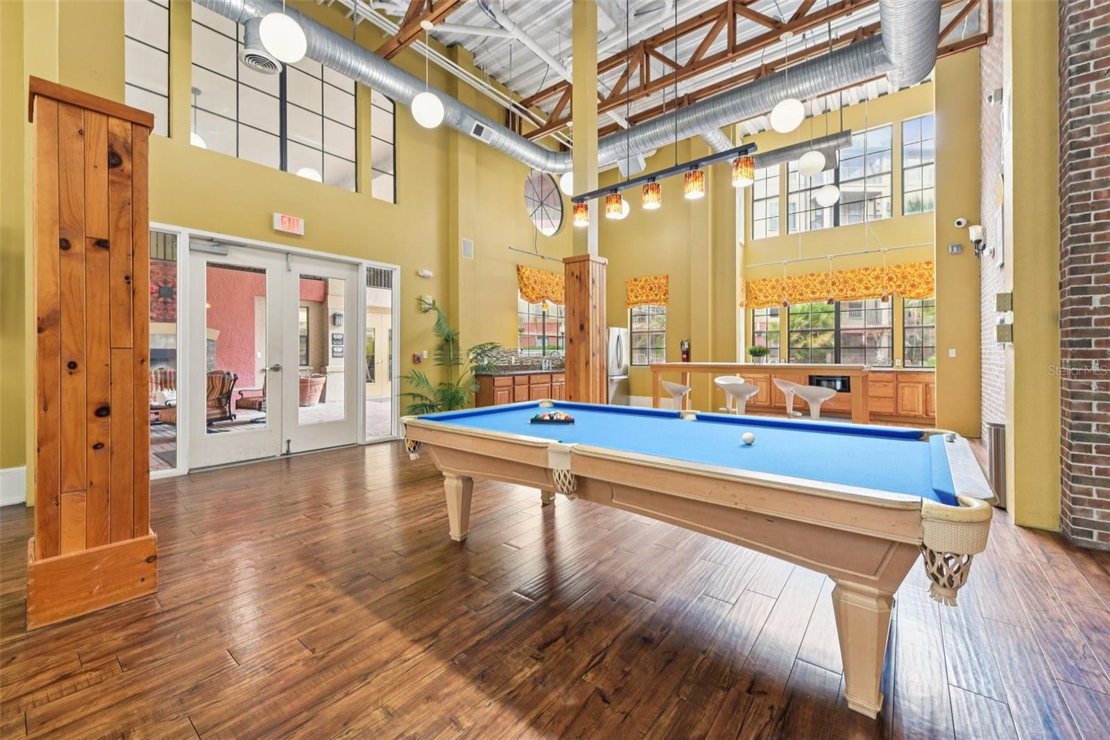 Image 38 of 46 For 911 Orange Avenue 101