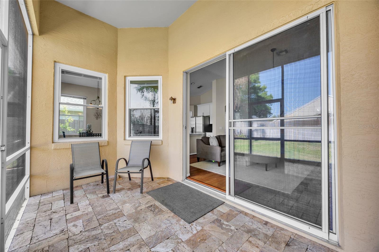 Image 40 of 41 For 438 Darkwood Avenue