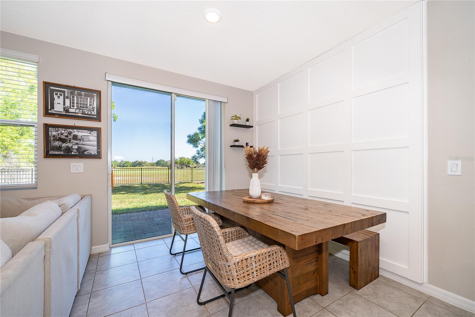 Image 10 of 30 For 963 Robin Holly Street