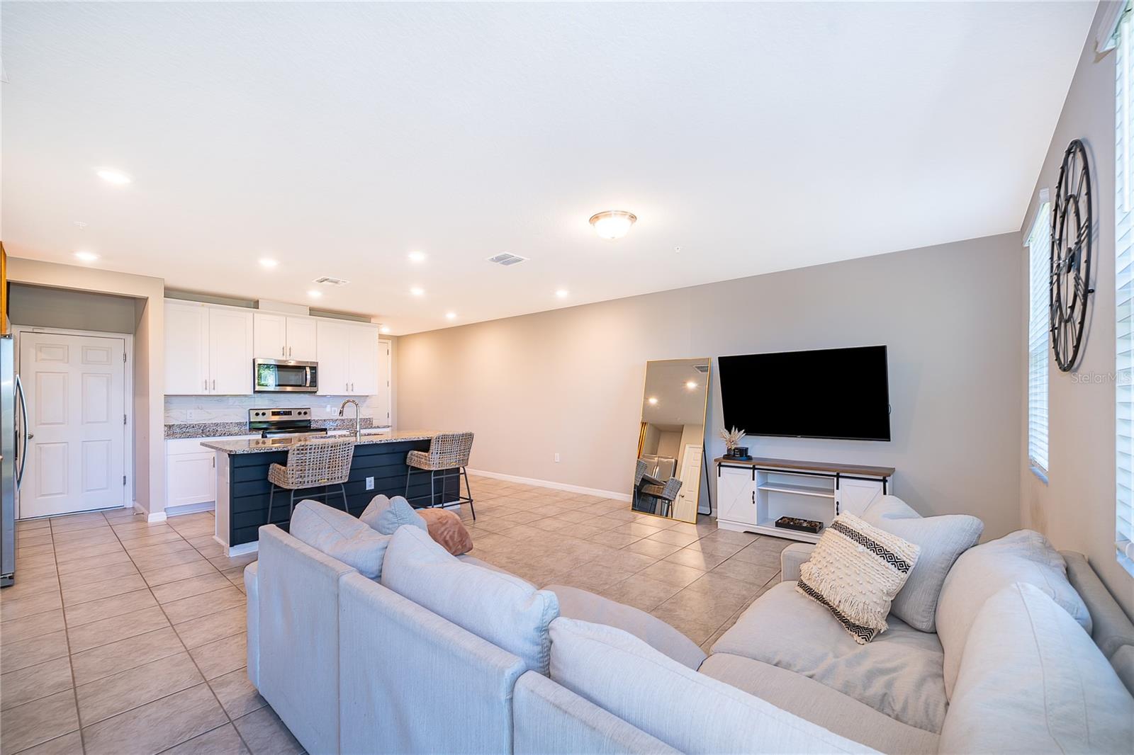 Image 11 of 30 For 963 Robin Holly Street