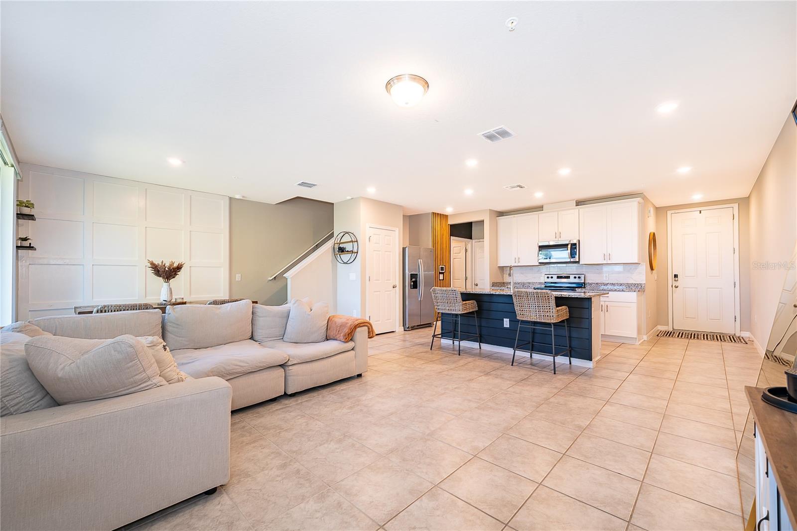 Image 9 of 30 For 963 Robin Holly Street