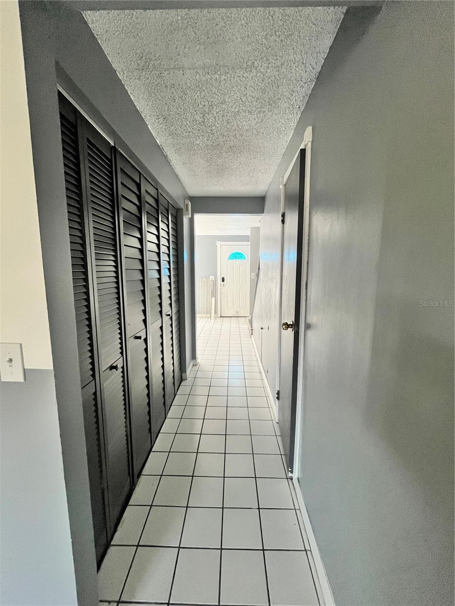 Image 12 of 29 For 4918 Silver Oaks Village F