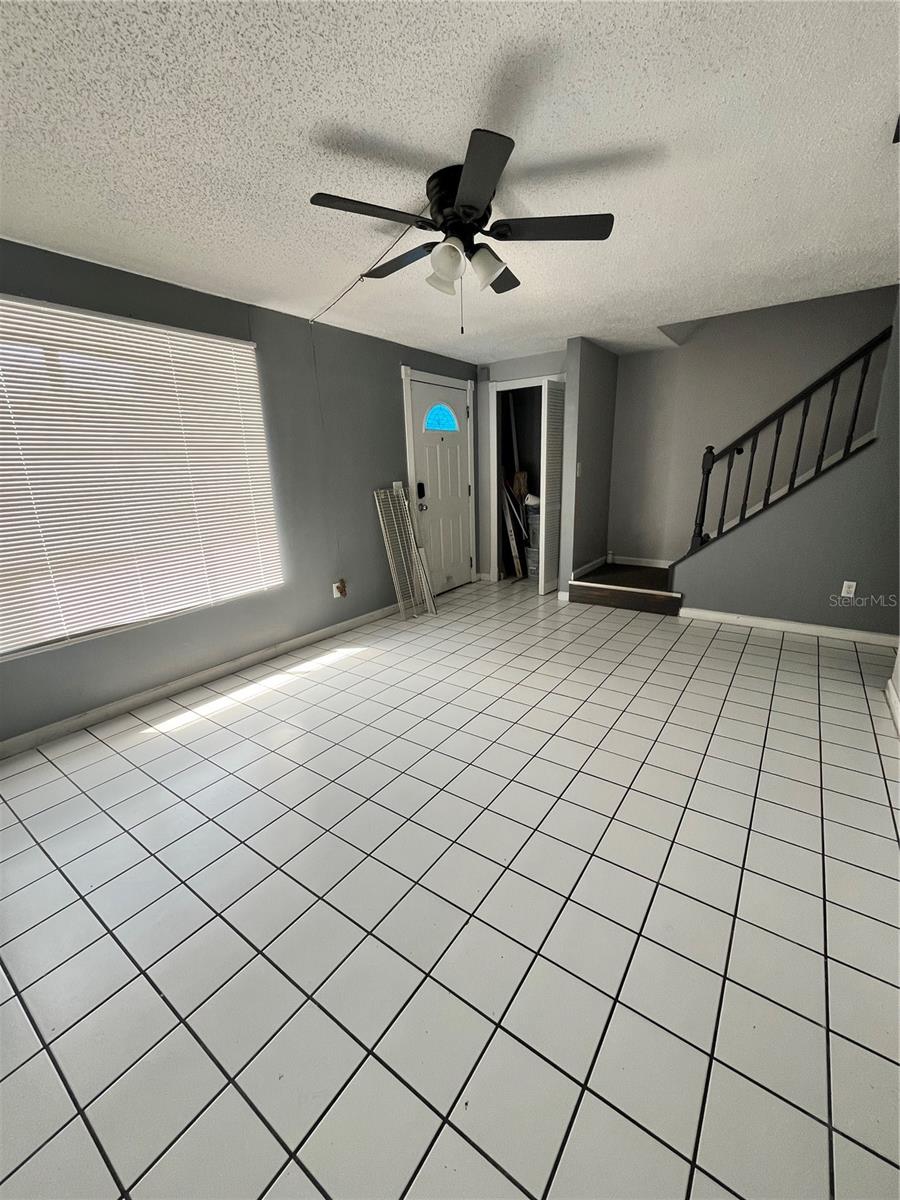 Image 5 of 29 For 4918 Silver Oaks Village F