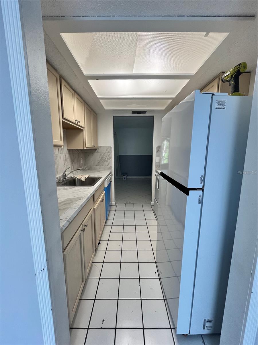 Image 6 of 29 For 4918 Silver Oaks Village F