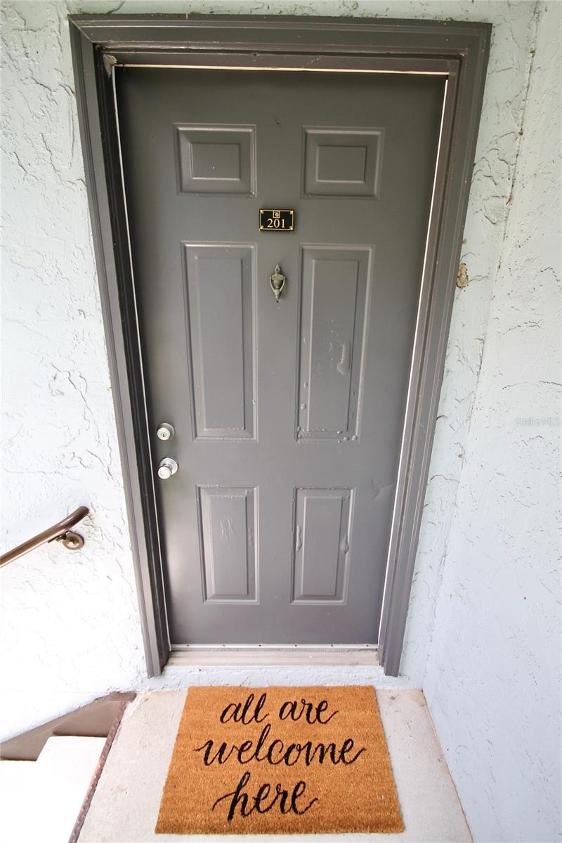 Image 2 of 30 For 185 Waterfall Way 201