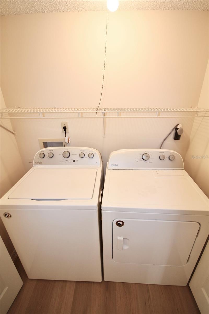 Image 26 of 30 For 185 Waterfall Way 201