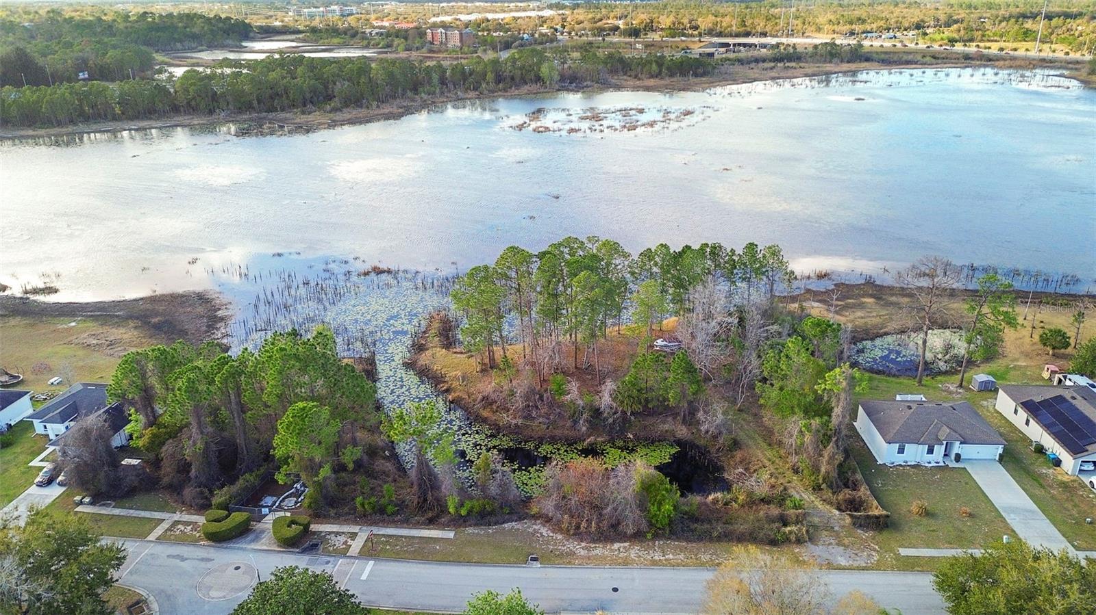 Image 3 of 15 For 458 Haversham Road