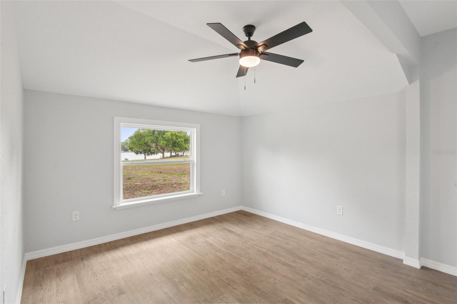 Image 14 of 31 For 3070 Central Avenue