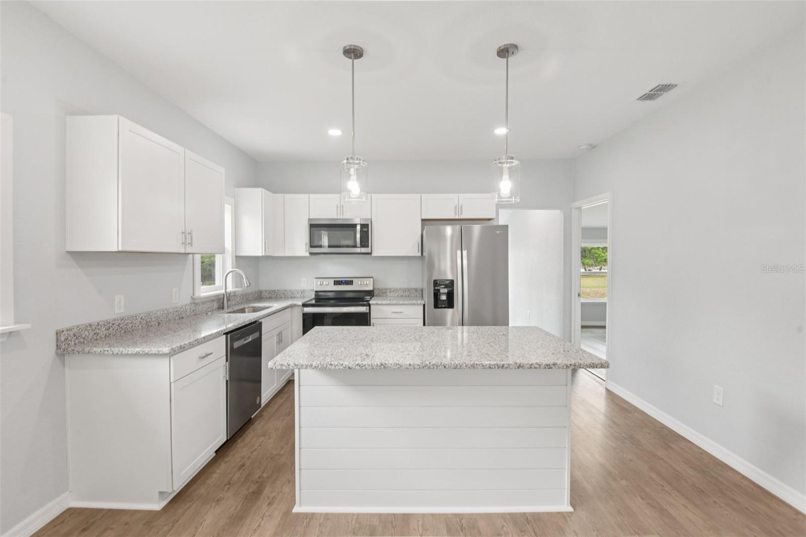 Image 9 of 31 For 3070 Central Avenue