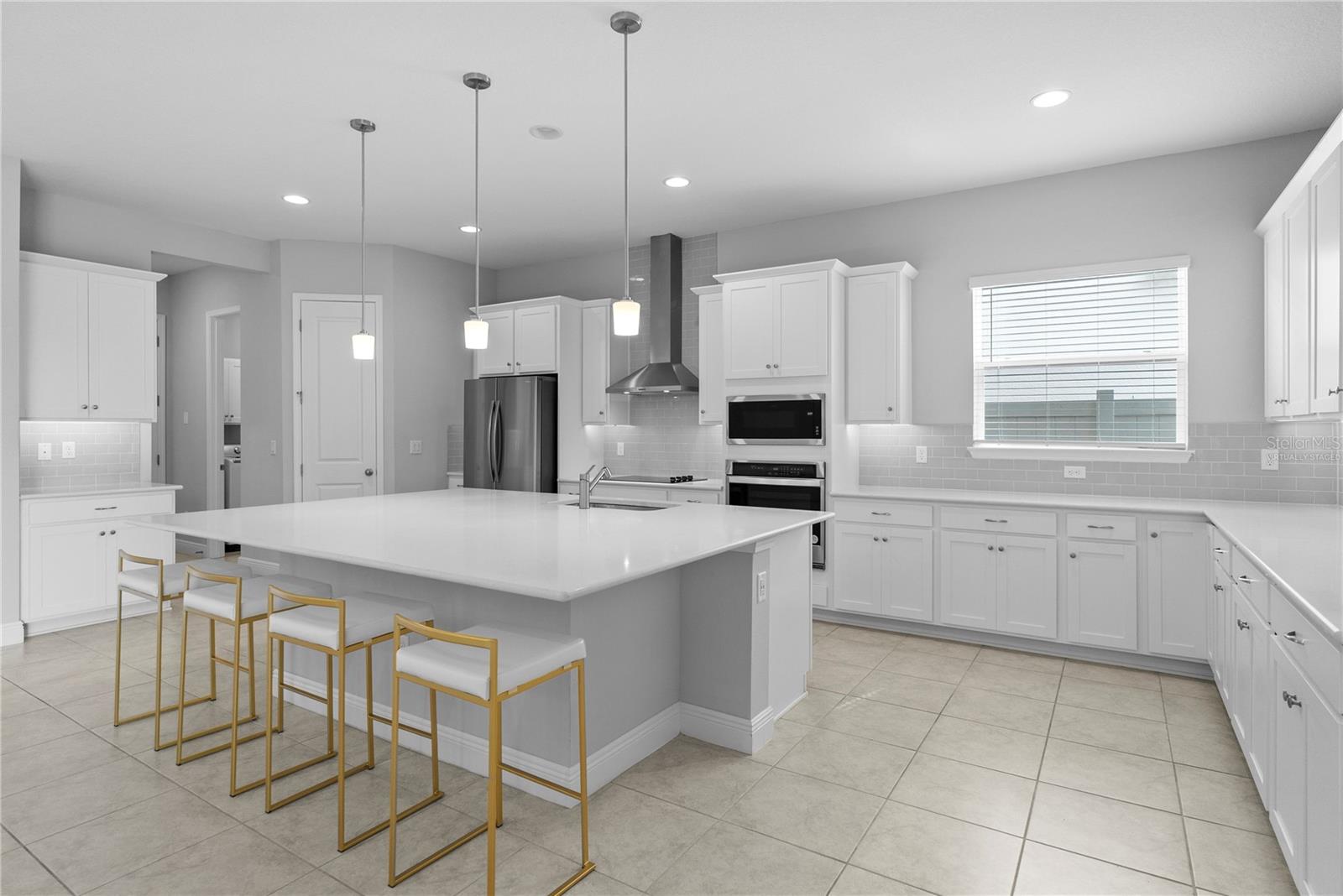 Image 15 of 53 For 15373 Lake Killarney Court